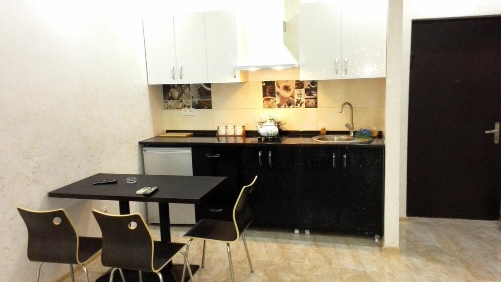 Apartment Melashvili 4 Batumi Exterior foto